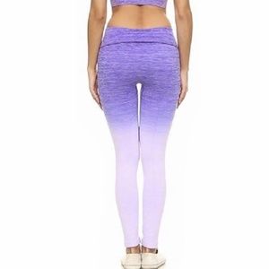 SOLD NWOT Seamless Ombre Leggings
